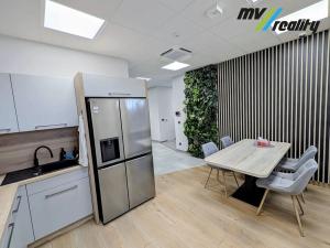 Pronájem kanceláře, Milovice, 86 m2