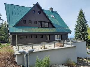 Prodej ubytování, Benecko, 635 m2