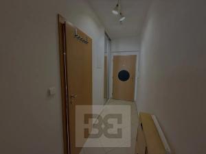 Pronájem bytu 1+kk, Praha - Zličín, Milotická, 28 m2