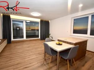 Pronájem bytu 2+kk, Mladá Boleslav, Na Radouči, 62 m2
