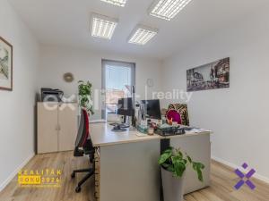 Prodej obchodního prostoru, Uherské Hradiště, Otakarova, 547 m2