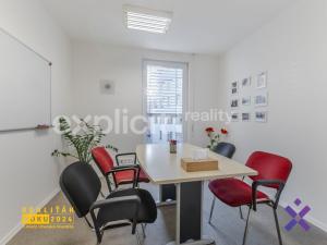 Prodej obchodního prostoru, Uherské Hradiště, Otakarova, 547 m2