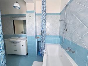 Prodej vily, Scalea, Itálie, 124 m2