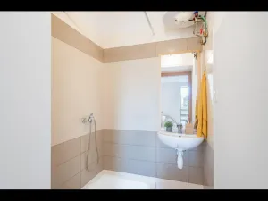 Pronájem bytu 2+kk, Praha - Žižkov, Husinecká, 48 m2