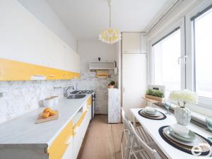 Prodej bytu 2+1, Neratovice, 28. října, 48 m2