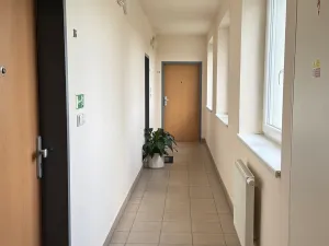 Prodej bytu 2+kk, Černošice, Slunečná, 54 m2