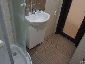 Pronájem bytu 2+1, Olomouc, Nešporova, 54 m2