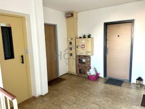 Prodej bytu 2+kk, Praha - Horní Měcholupy, Neapolská, 45 m2