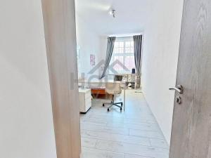 Prodej bytu 4+1, Praha - Holešovice, Bubenská, 100 m2