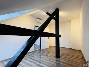 Pronájem bytu 3+1, Hodonín, Dobrovolského, 68 m2