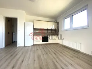 Pronájem bytu 1+kk, Praha - Lipence, Oddechová, 35 m2