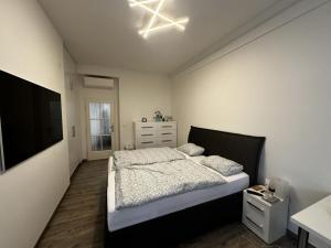 Pronájem bytu 3+1, Praha - Vršovice, Vršovická, 86 m2