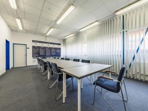 Pronájem obchodního prostoru, Vestec, Vídeňská, 271 m2