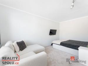 Pronájem bytu 2+kk, Poděbrady - Poděbrady III, náměstí 5. května, 44 m2