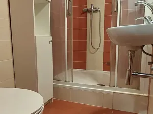 Prodej bytu 2+1, Staré Město, Nádražní, 60 m2
