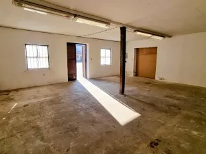 Pronájem skladu, Jihlava, Mostecká, 67 m2