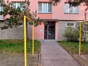 Prodej bytu 1+1, Chomutov, Pod Břízami, 36 m2