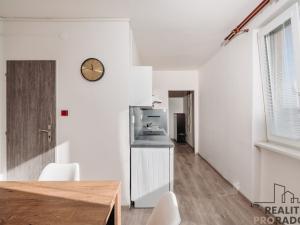 Prodej bytu 3+1, Hodonín, Národní třída, 66 m2