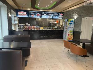 Pronájem restaurace, Teplice, Benešovo náměstí, 98 m2