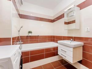 Prodej bytu 3+kk, Šlapanice, Brněnská Pole, 73 m2