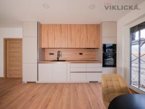 Prodej bytu 3+kk, Zaječí, 72 m2