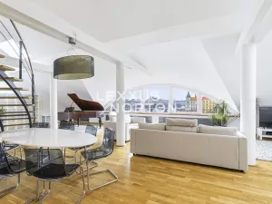 Pronájem atypického bytu, Praha - Nové Město, Dřevná, 250 m2