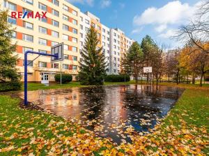 Prodej bytu 3+1, Praha - Horní Počernice, Komárovská, 67 m2