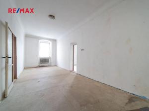 Prodej činžovního domu, Staré Město, nám. Osvobození, 444 m2