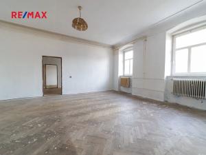 Prodej rodinného domu, Staré Město, nám. Osvobození, 444 m2