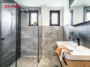 Prodej rodinného domu, Jindřichův Hradec, Spojovací, 183 m2