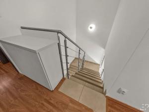 Pronájem rodinného domu, Praha - Vinoř, Lipoltická, 116 m2