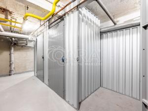 Pronájem bytu 1+kk, Praha - Holešovice, Komunardů, 34 m2