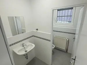 Pronájem skladu, Malotice, 176 m2