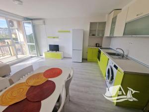 Prodej bytu 3+kk, Bjala, Bulharsko, 88 m2