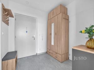 Prodej bytu 2+kk, Praha - Dolní Počernice, U konečné, 61 m2