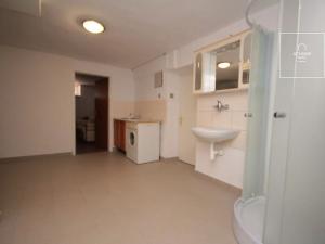 Pronájem rodinného domu, Praha - Suchdol, Havraní, 253 m2