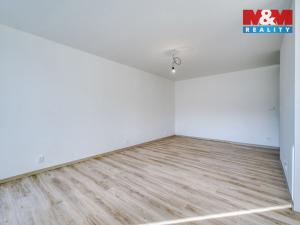 Pronájem bytu 3+kk, Praha - Karlín, U Sluncové, 65 m2