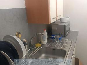 Pronájem výrobních prostor, Praha - Letňany, Ostravská, 61 m2