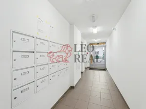 Prodej bytu 3+kk, Praha - Dubeč, Pod Horkami, 74 m2