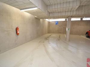 Pronájem bytu 2+kk, Praha - Modřany, Vrátnická, 63 m2