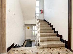 Prodej bytu 2+1, Říčany, nám. Československé armády, 72 m2