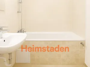 Pronájem bytu 2+1, Ostrava - Výškovice, Výškovická, 57 m2