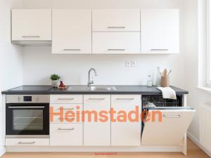 Pronájem bytu 2+1, Ostrava - Poruba, Hlavní třída, 61 m2