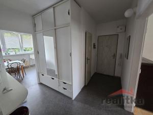 Prodej bytu 3+1, Opava - Kateřinky, Holasická, 76 m2