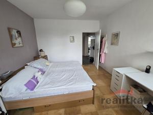 Prodej bytu 3+1, Opava - Kateřinky, Holasická, 76 m2