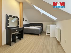 Pronájem bytu 3+kk, Jindřichův Hradec - Jindřichův Hradec II, Jarošovská, 83 m2