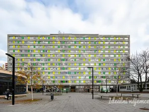 Pronájem bytu 1+kk, Praha - Záběhlice, Topolová, 30 m2