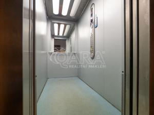 Pronájem bytu 3+1, Praha - Kobylisy, Střekovská, 64 m2