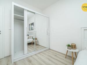 Prodej bytu 2+kk, Praha, Tupolevova, 58 m2