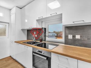 Prodej rodinného domu, Borohrádek, Čapkova, 184 m2